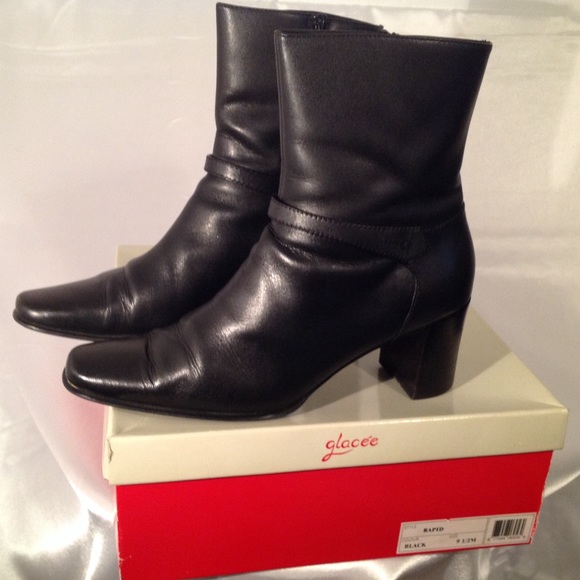 Boots - Picture 1 of 7